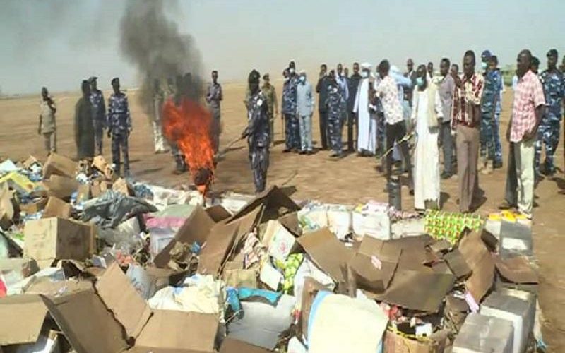 إبادة بضائع وسلع منتهية الصلاحية بقيمة (314) مليون جنيه