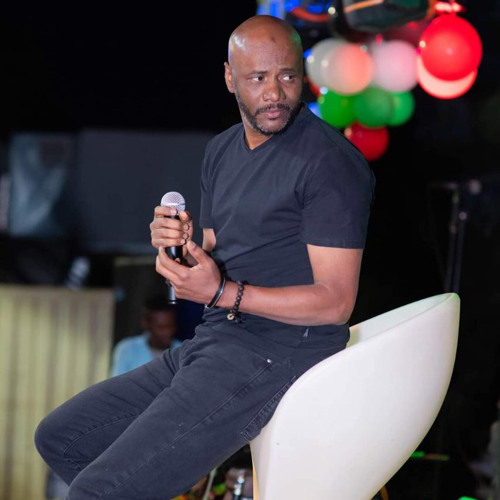 عزف.. كفر ووتر.. (فرفور).. الفنان الذي طرد المواهب وأمسك بتلابيب الغناء..