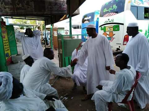 المواطن بين نارين : جشع السماسرة واستغلال المناديب