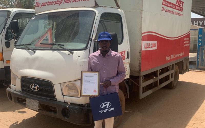 هيونداي تحتفل بإنجاز شاحنة مايتي بالمتانة وقطع المسافات الطويلة في السودان
