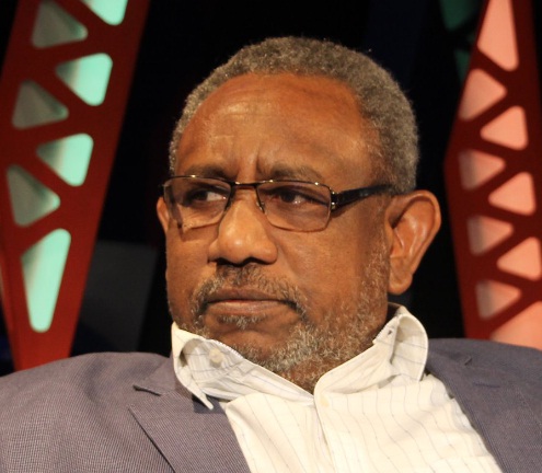 حسن فضل المولى يكتب : نصرالدين شُلقَامِي .. في موضع الجمال بلاقي ..