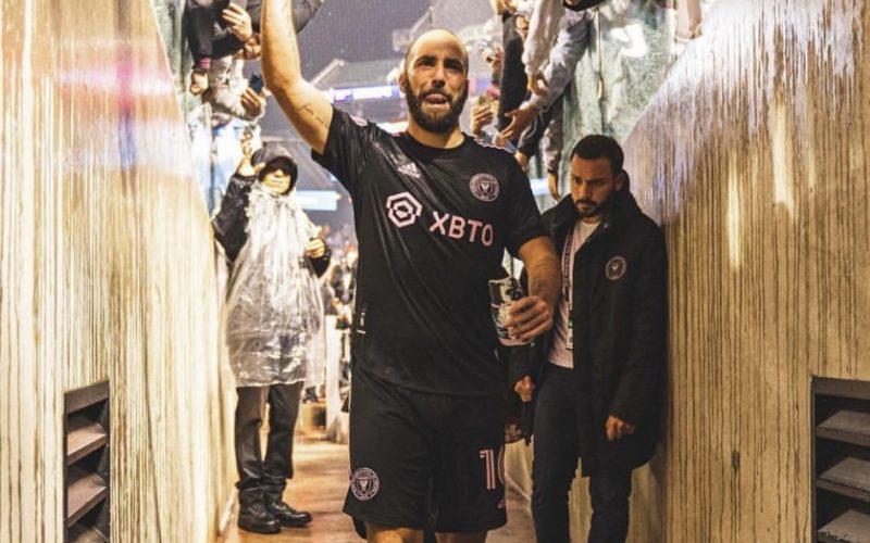 هيغواين يؤكد: “الحلم انتهى..الآن تبدأ حياة أخرى”