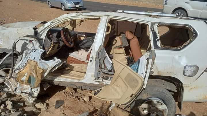 حادثُ سيرٍ مُروِّع يُودِي بحياة أسرةٍ كاملة من (5) أشخاص بطريق دنقلا