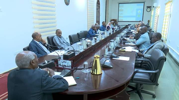 دعوة للتدخلُّ السريع لصيانة الطرق القوميّة