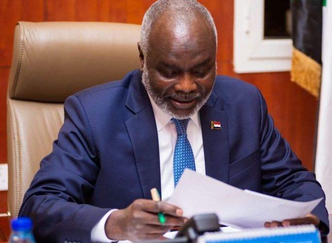 وزير المالية يرهن تحقيق شعار السودان سلة غذاء العالم إلا بتقديم الدعم