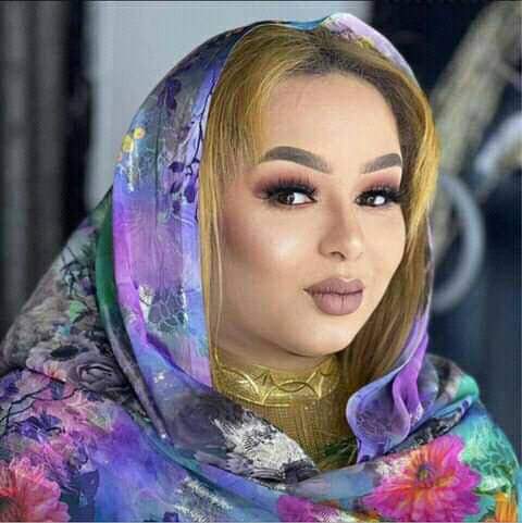 وفاة خبيرة التجميل السودانية، هديل المشرف