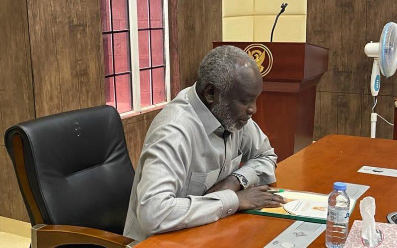 اعلن عن شفافيتها وزير المالية السوداني: الميزانية المقبلة  يجب ان يتعرف عليها المواطن