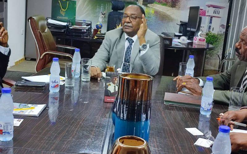 لجنة إستثمارية  مشتركة  بين الأسواق الحرة  والبنك السعودي