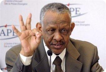 دعوات لمؤيّدي النظام البائد تتطالب بالإفراج عن نافع والاتّهام يقول إنها (بدعة)