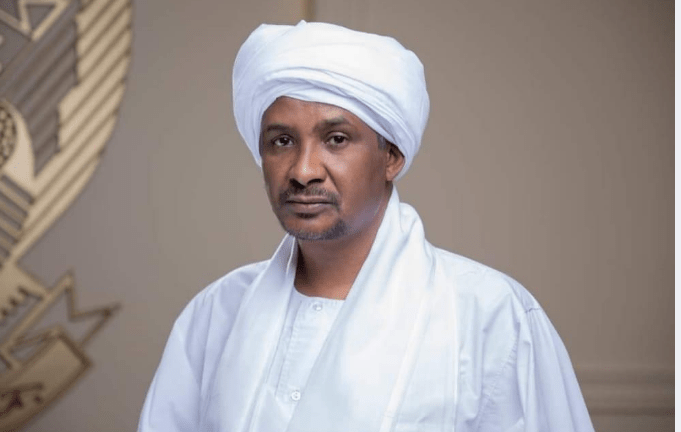 دقلو يجدد الدعوة للقوى السياسية للوصول لتوافق يرضي الجميع