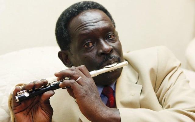 أسامة بيكلو يجري عمليات قلب