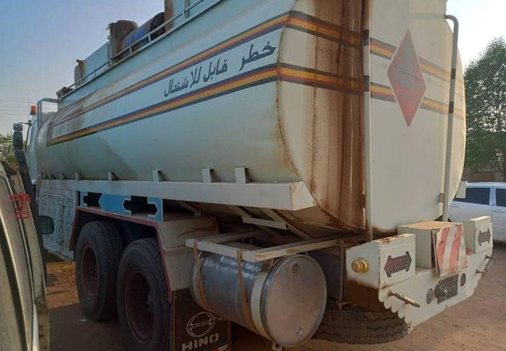 إحباط تهريب وقود  ومواد سامة  ببورتسودان