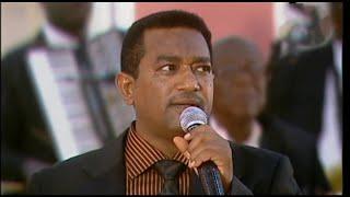 دوشكا.. حيدر.. البدري.. فنانو بورتسودان “.. درر الغناء تخرج من” الثغر”