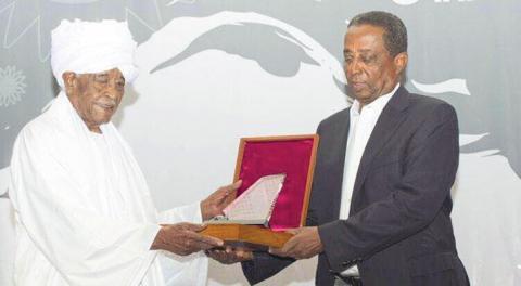 تنافس على الجائزة (76) عملاً صحفياً.. إعلان الفائزين بجائزة محجوب محمد صالح للصحافة السودانية