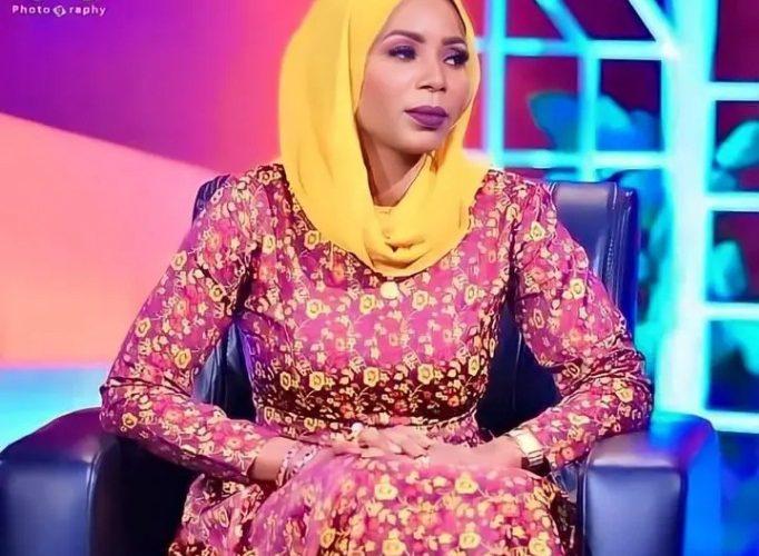 بعد فوزها بلقب الأكثر حشمة ..إنصاف فتحي تحصد آلاف الإعجابات