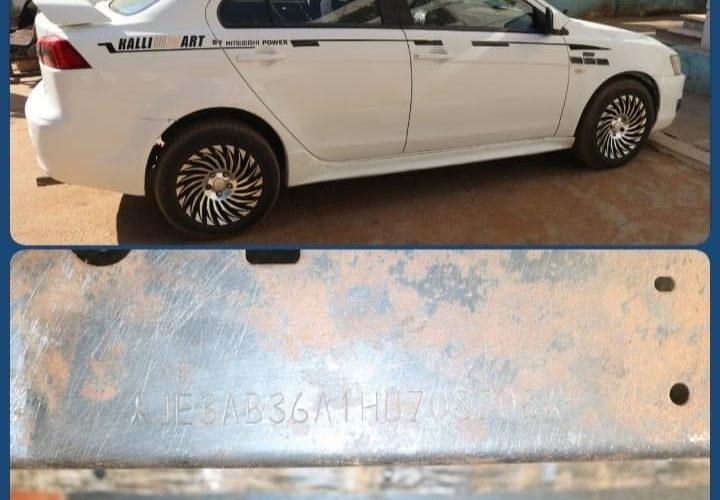 ضبط متهم يقوم بقطع شاسيهات السيارات التالفة ويستخدمها في الـ (بوكو)