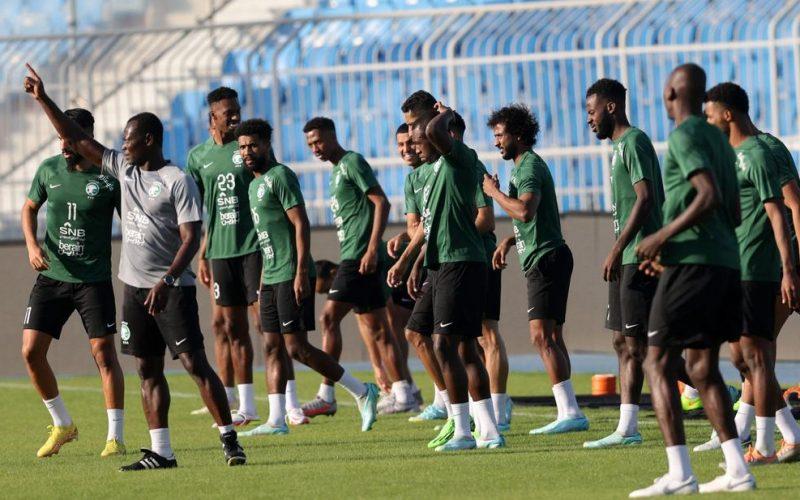 المنتخب السعودي يعلن تعرض لاعبه رياض شراحيلي لإصابة عضلية