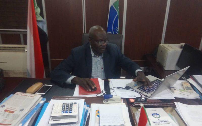 بسبب الصناديق العربية ..  وقف العمل بمشروع مياه القضارف