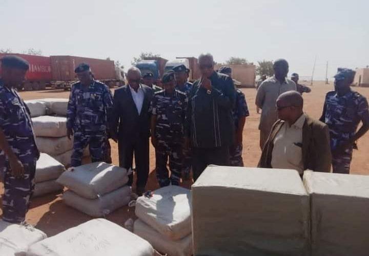 ميناء مدني الجاف يحقق إيرادات بنحو “3” ترليون جنيه