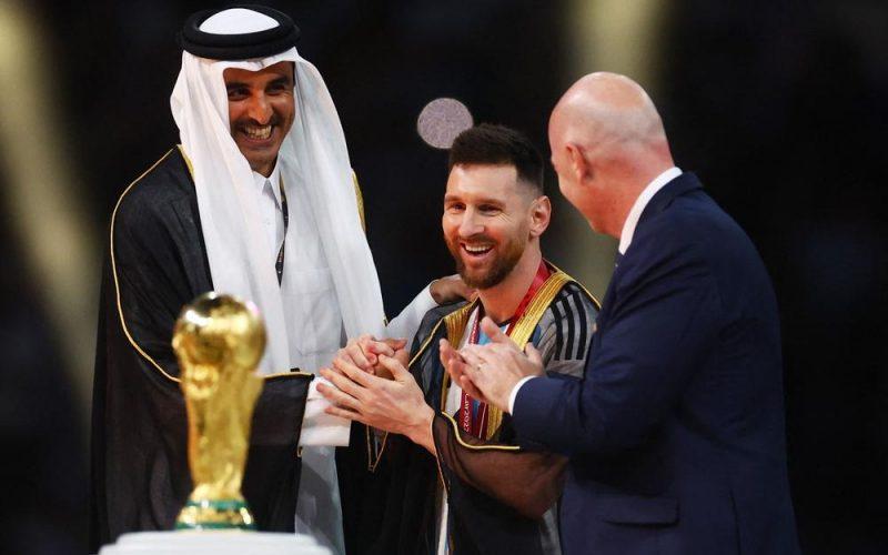 أمير قطر يعلق على نجاح تنظيم بلاده للمونديال