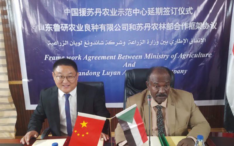 الصِّين  تتّجِهُ لإدخال  سلاسل القيمة المضافة  لمحصولي الفول والقطن بالسودان