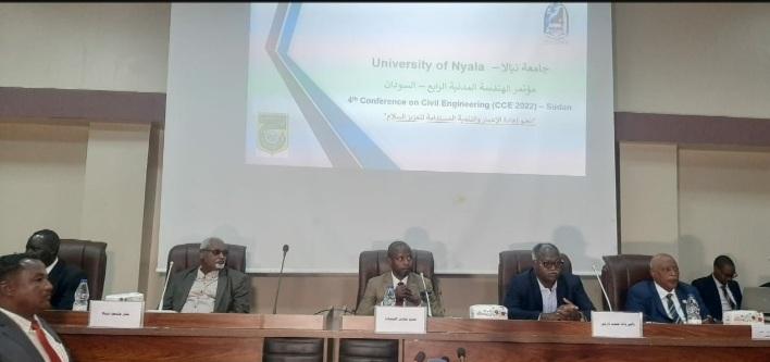 الهادي  إدريس يدعو رافضي  الاتفاق لاتخاذ قرار شجاع بالتوقيع