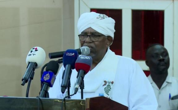 انقلاب الإنقاذ.. (سمح الكلام في خشم سيدو)  البشير يقر بالتخطيط والتنفيذ ويفتخر