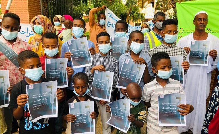 طفل يتعافي من السرطان ويدعو وسط دموعه (ياربي أشفي أخواني)