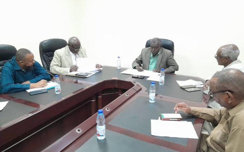 خلال اسبوعين … الولاية تطالب التخطيط بتقرير عن حظائر طورية ومعالجتها