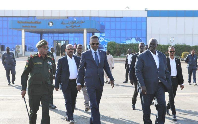 (كباشي)( وعقار) في جوبا، للمشاركة في ورشة تقييم تنفيذ اتفاق السلام