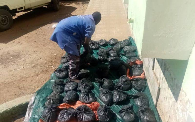 الجمارك تضبط “58” كيلو شاشمندي بالقضارف