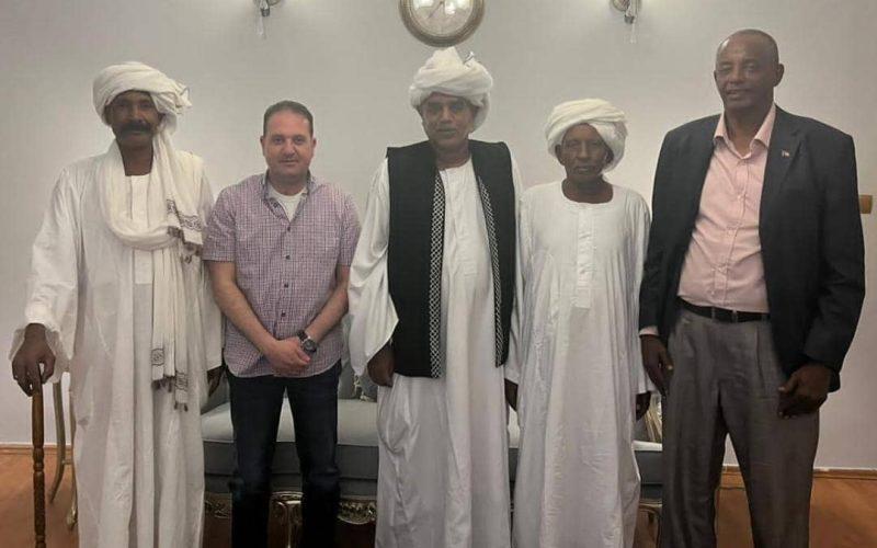 القنصل  المصري بالخرطوم : مستعدون لتقديم ما يحقق تطلعات الشعب  السوداني
