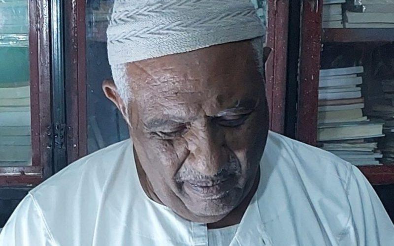 البروفيسور “زكي مكي إسماعيل” رائد التأليف والنشر لـ(اليوم التالي): الوضع الاقتصادي جعل الكثير من البحوث والدراسات حبيسة الأدراج 