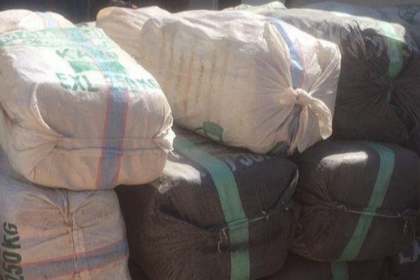 إحباط عمليات تهريب سلع ووقود بالقضارف