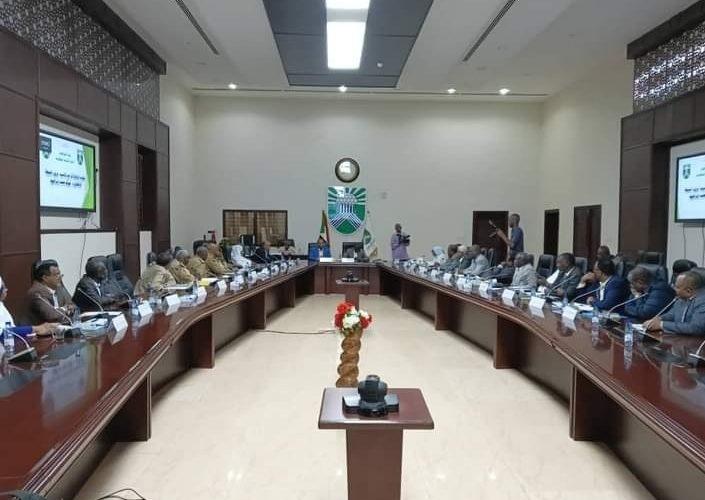 الخرطوم :   “نأمل أن تكون أسباب  إضراب المعلمين انتهت”