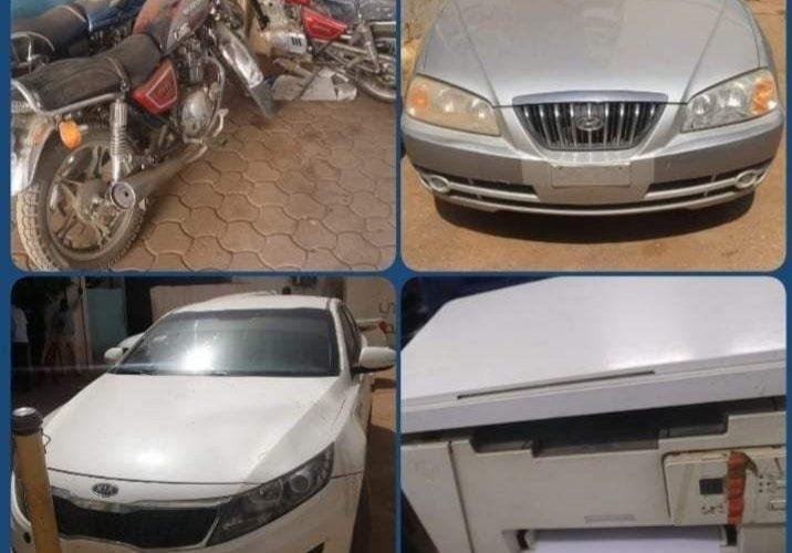 مكافحة  سرقة العربات  تسترد” 4 “مركبات مسروقة