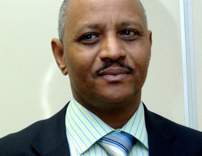 العبيد مروح يكتب: كان بيننا شامةً .. كان بيننا ماجداً