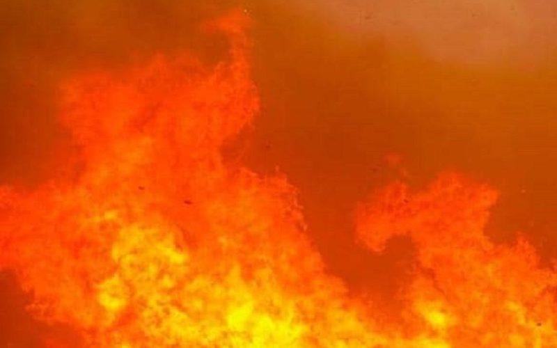 حريق هائل بمعبر أرقين الحدودي