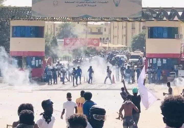 مقاومة الخرطوم تعلن موكب: ”الثورة نقابة ولجنة حي”