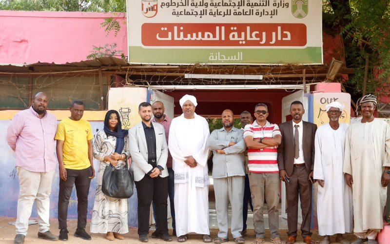 نادي المريخ يواصل توزيع “حقيبة رمضان”