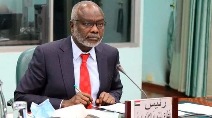 طلب مستعجل لوزير المالية السوداني