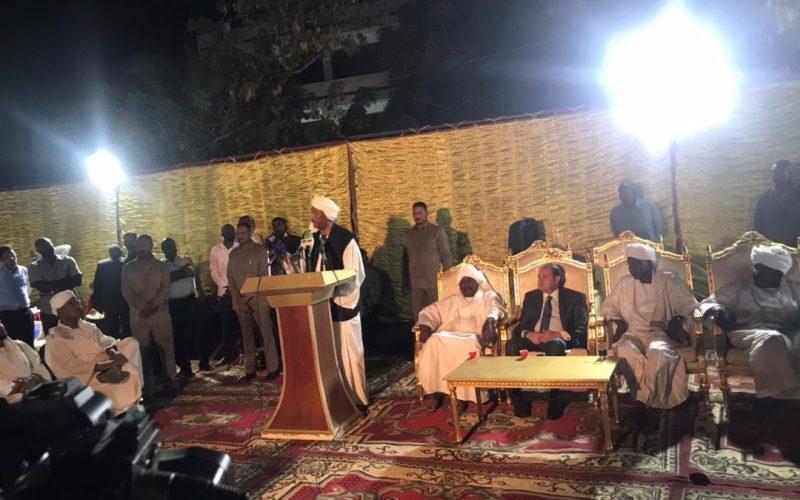 البرهان ” لسنا في عداوة مع أحد والاتفاق قريب “