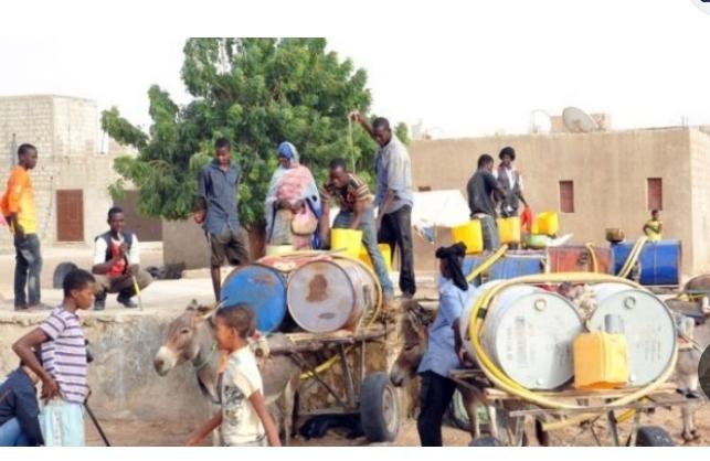 والى إلخرطوم  للمواطنين” :   نأسف لظاهرة كارو المياه في الأحياء”