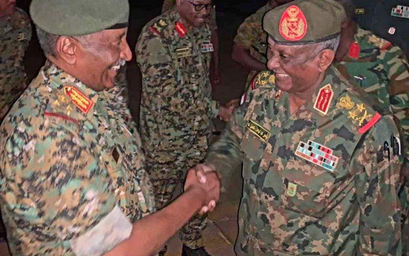 الجيش: القائد العام يصل إلى وادي سيدنا العسكرية ويلتقي “العطا”