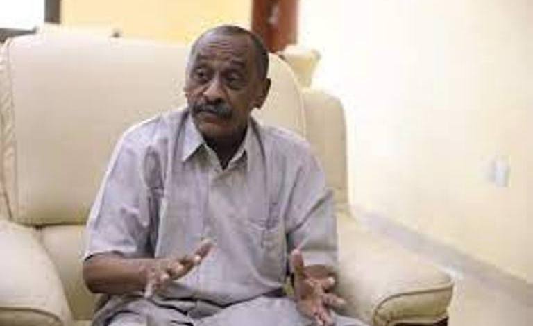 وإلى القضارف يصدر مرسوما بمنع واستخدام مادة (الثيوريا) الخاصة بالتعدين