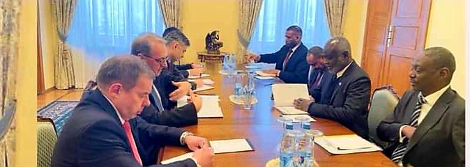 وزير المالية يلتقي بموسكو مبعوث الرئيس الروسي الخاص إلى الشرق الأوسط وإفريقيا