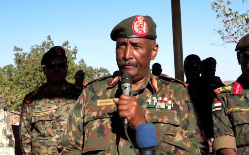 “من يقول لا للحرب ليخرج المتمردين من بيوت الناس”..  البرهان: لن تكون هناك عملية سياسية ما لم تنته الحرب