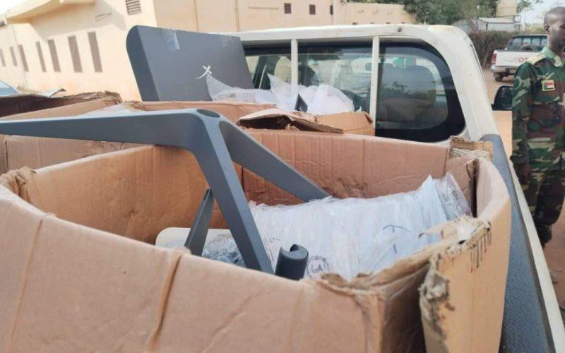 “لحل أزمة الاتصالات مؤقتاً”.. ولاية الخرطوم تشرع في توزيع أجهزة “الإنترنت الفضائي” على أحياء كرري