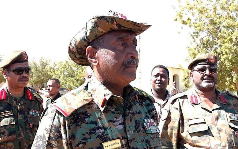 البرهان من “الدبة”: نتقدم في كل المحاور في السودان وكل من يتحدث عن انقلاب “واهم”