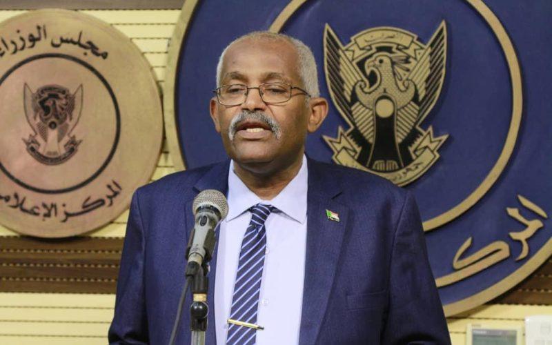 وزير التربية: قرار إلزامي “قريبا” لجميع الولايات لبدء العام الدراسي وإكمال السنة